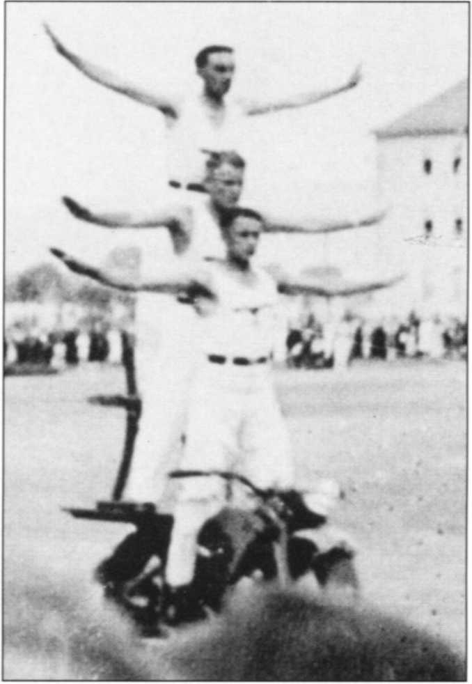 Мотоциклы Вермахта. Военное фото. Иллюстрация 142