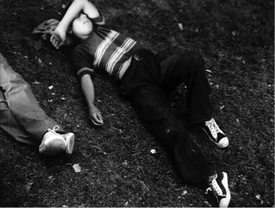 Между жизнью и смертью. Заметки о творчестве Аббаса Киаростами (epub)